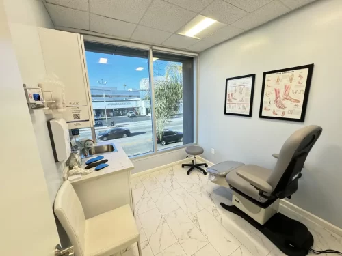 Foot and ankle specialist, Tarzana Location exam room 2 image