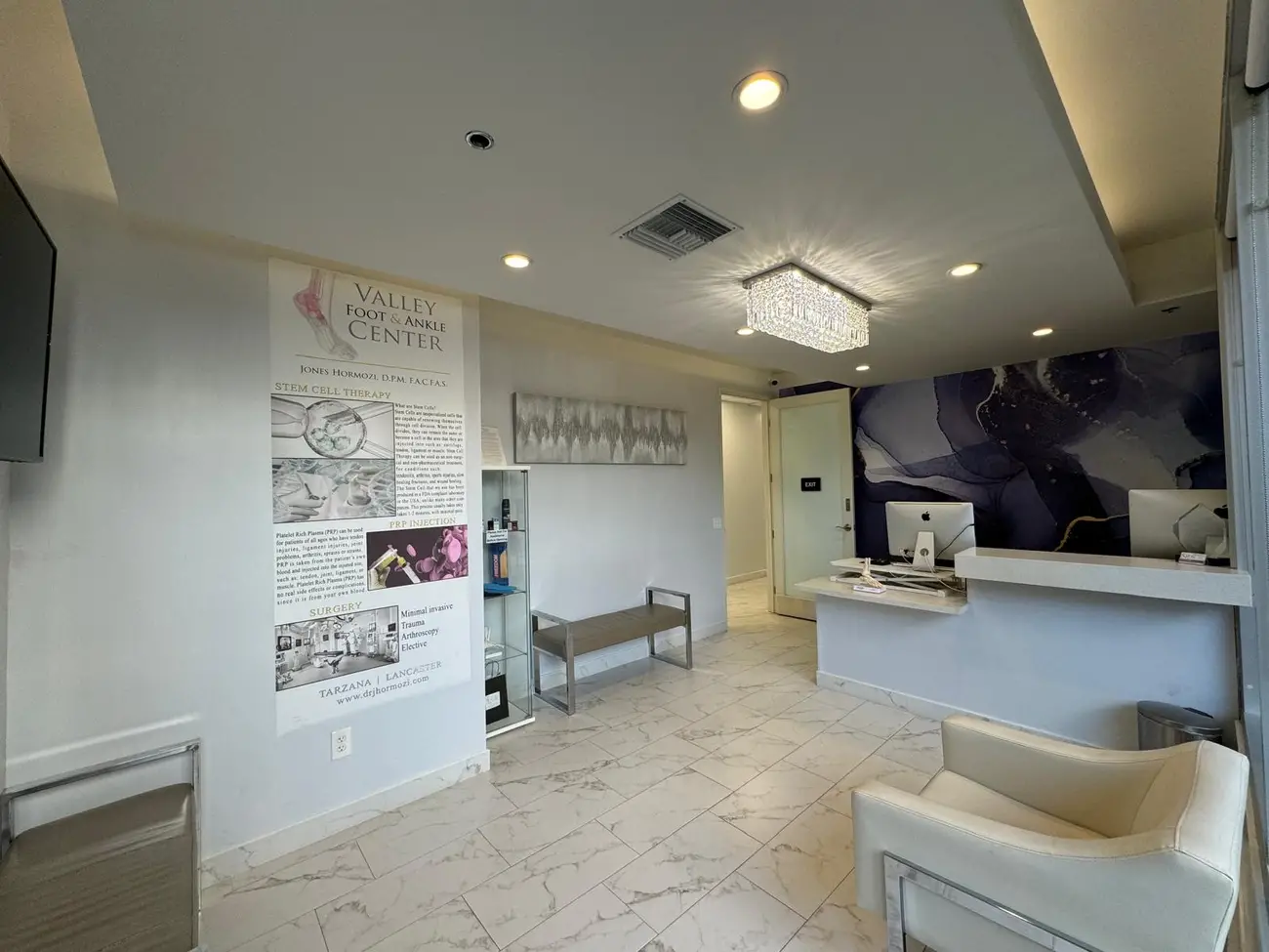 Foot and ankle specialist, Tarzana Location front desk image